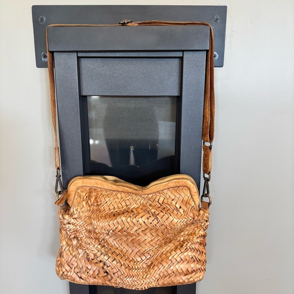 Josual Brown Woven Leather Bag​ - Picture 2 of 9